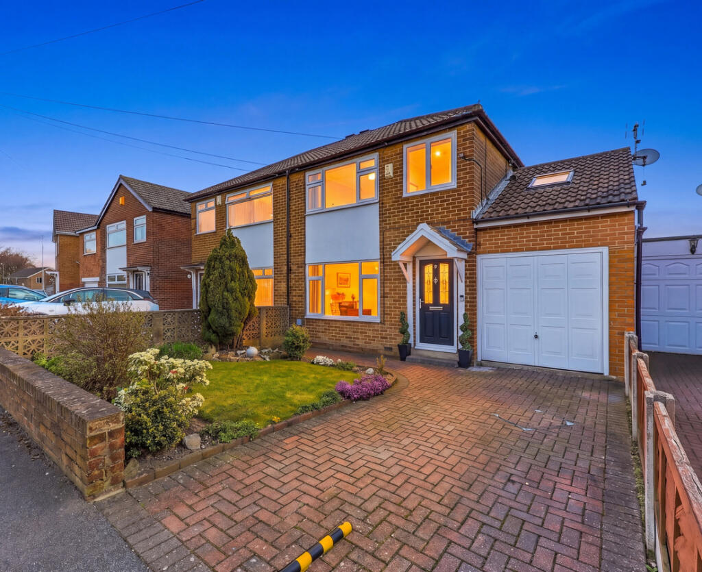 Main image of property: Uppermoor Close, Pudsey, LS28