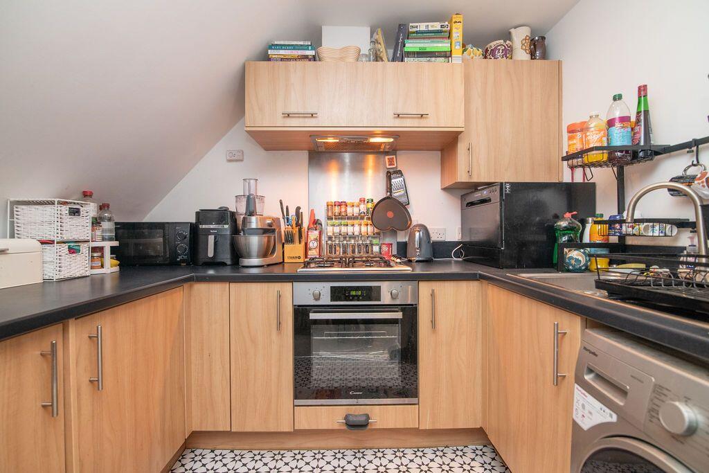 Apartment in Redditch, Worcestershire - View 3