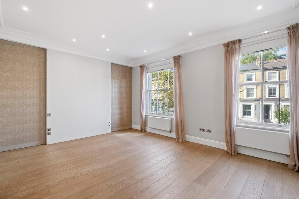 House in London, Kensington - View 4