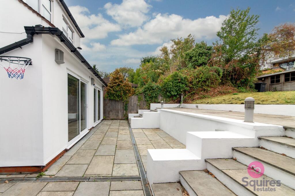 House in London - View 5