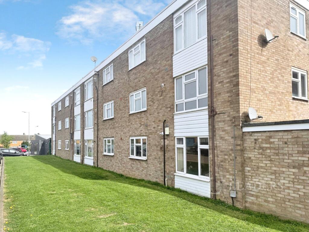Apartment in Hitchin, Westmill - More