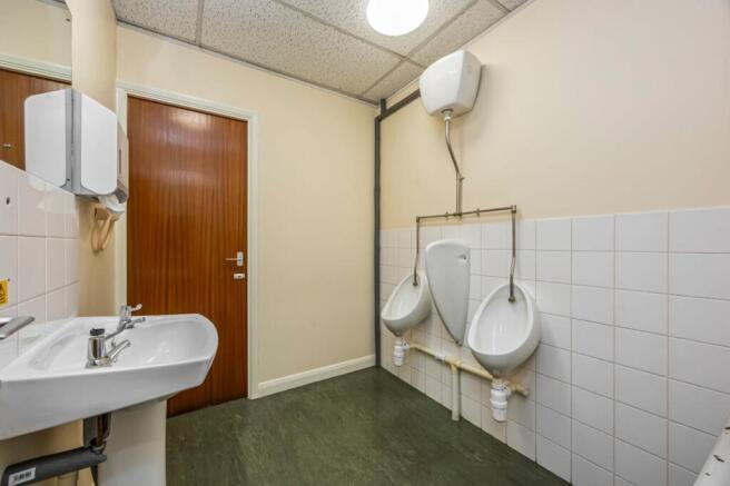 Cyril Richings Buisness Centre, Unit 2-011.JPG