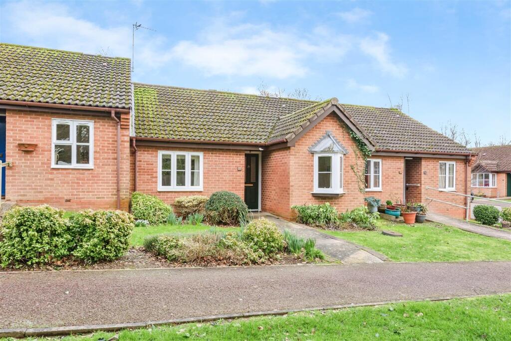 2-bed house on Warwick Way, Ashby-De-La-Zouch, LE65, £240,000