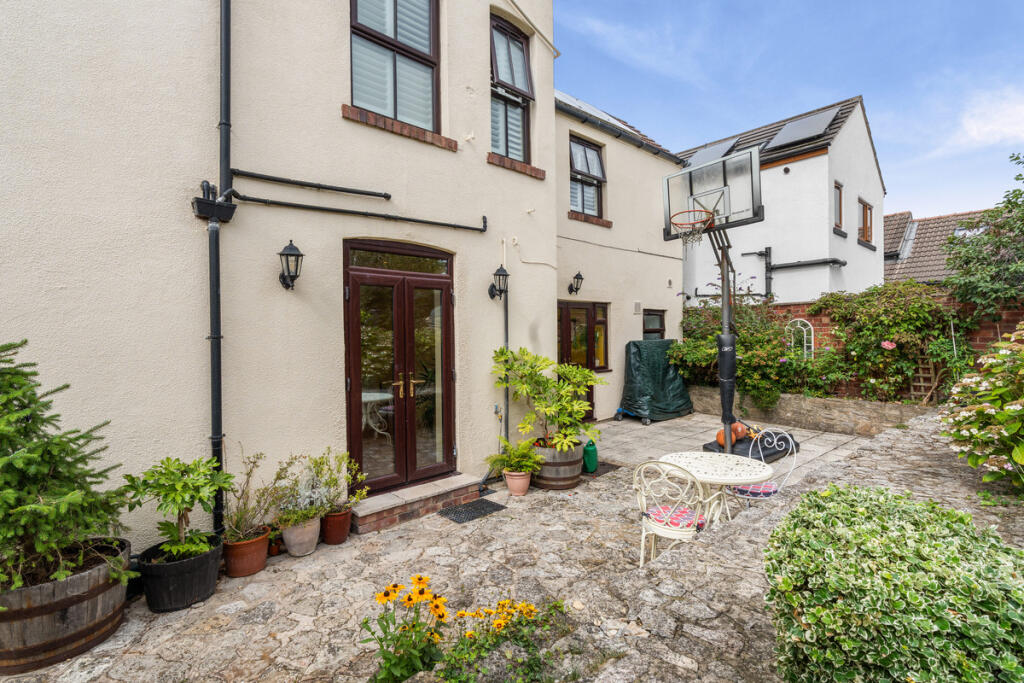 House in Leeds - View 5