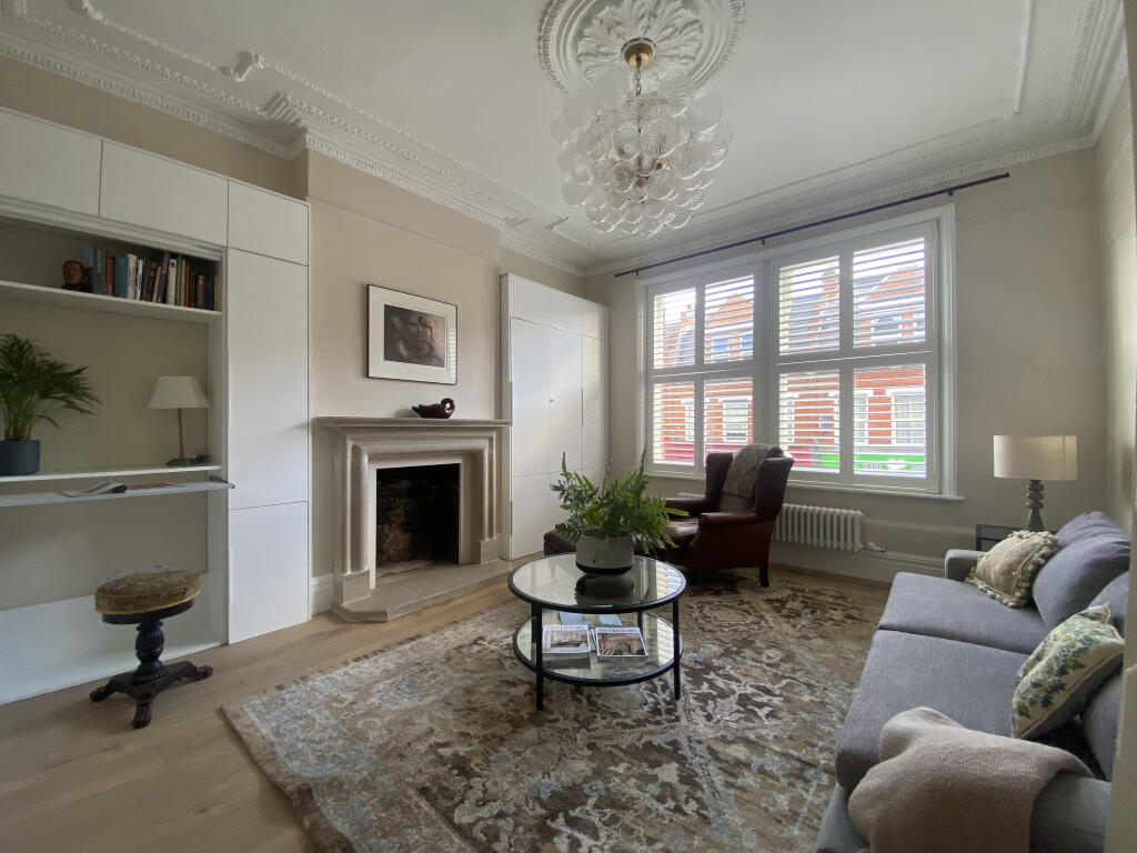 Main image of property: Richmond Parade, East Twickenham, TW1 2ET, TW1 2ET