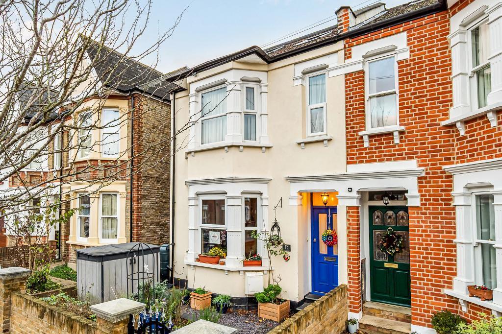 Main image of property: Grove Avenue, Hanwell, London, W7 3EP