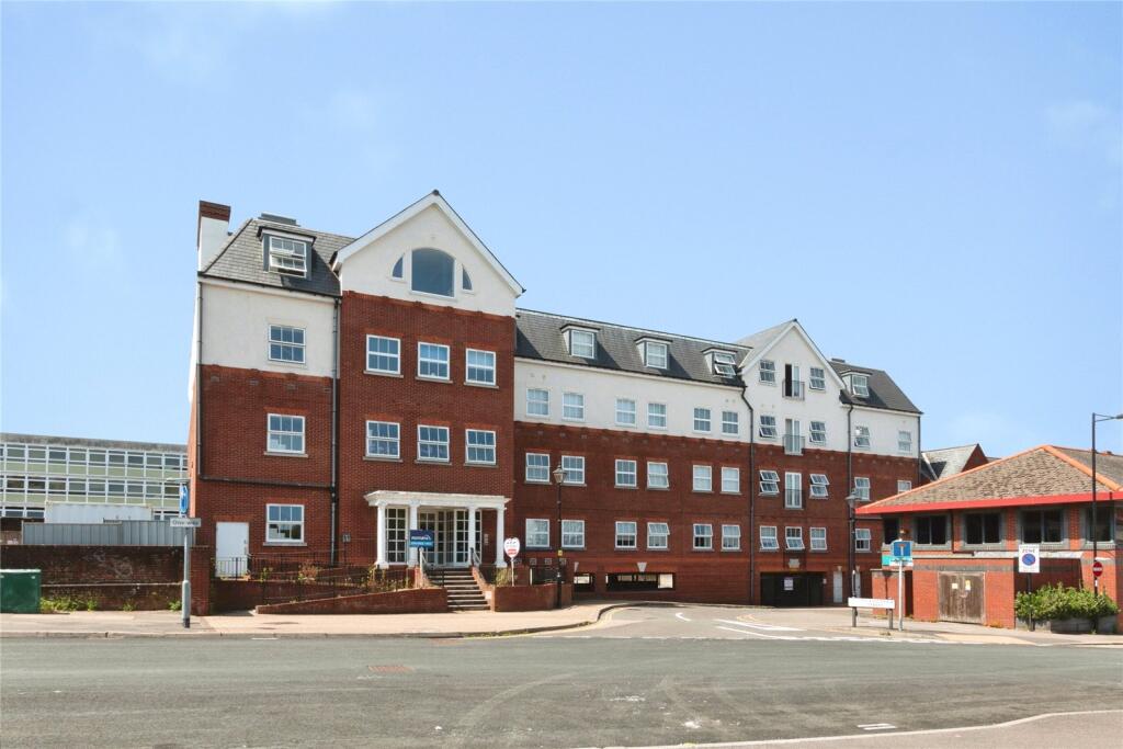 Main image of property: Little Victoria Street, Basingstoke, Hampshire, RG21