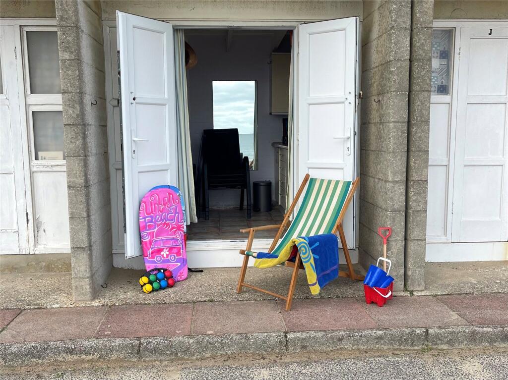 Main image of property: Canford Cliffs Promenade, Canford Cliffs, Poole, Dorset, BH13