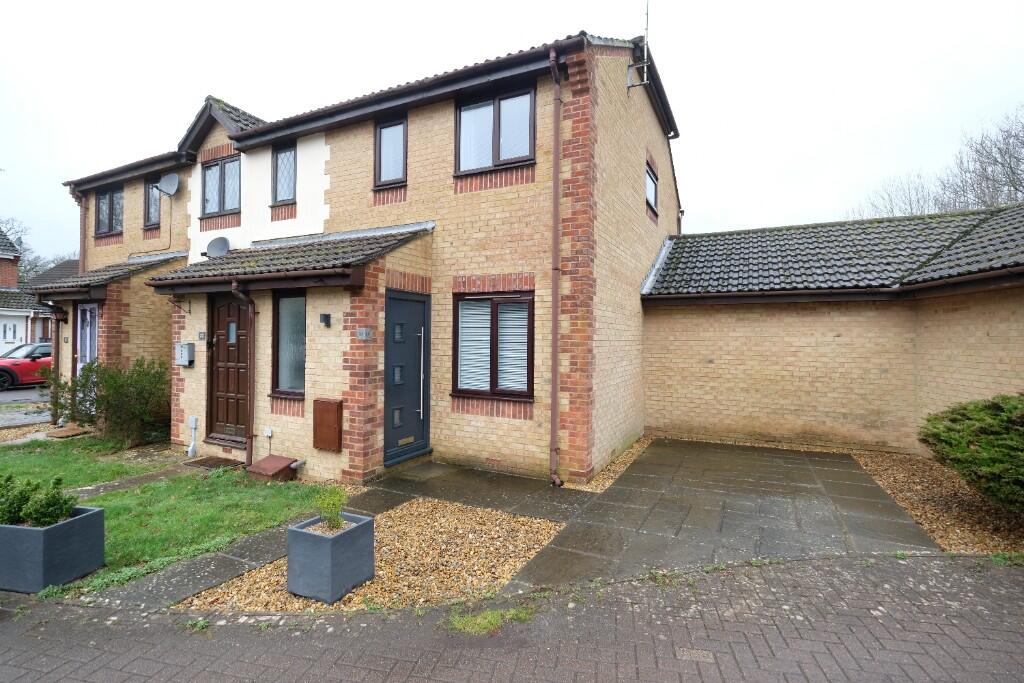 Main image of property: Larkspur Drive, Marchwood, Southampton, SO40 4JX