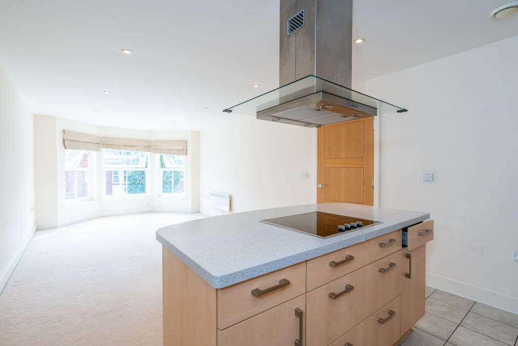 Apartment in Portsmouth - More