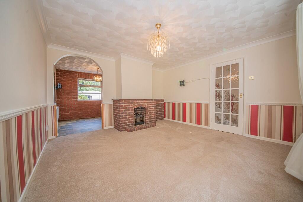 West Drive, Bishopstoke, SO50 photo 3