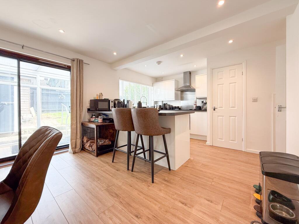 House in Newport, High Cross, Rogerstone - View 2