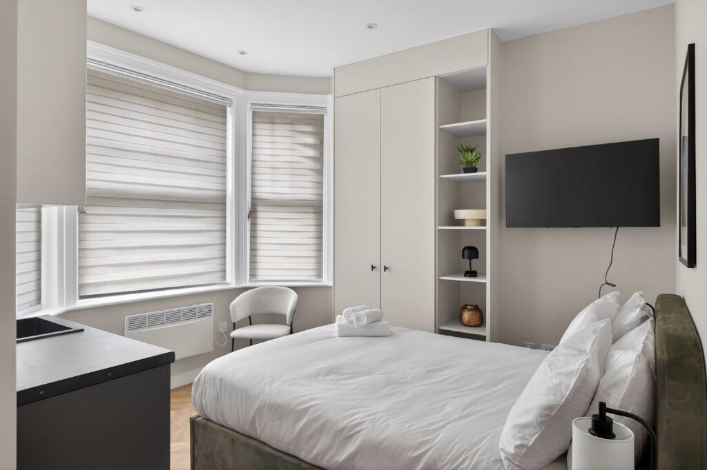Main image of property: Barons Court Road, London, W14