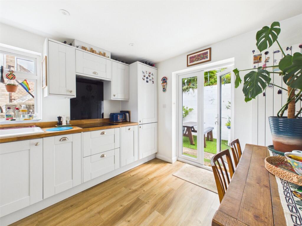 House in Stroud - View 3