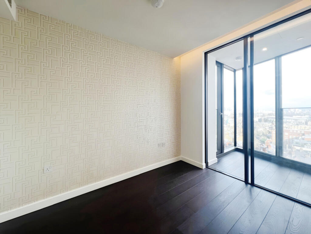Apartment in London, Vauxhall - More