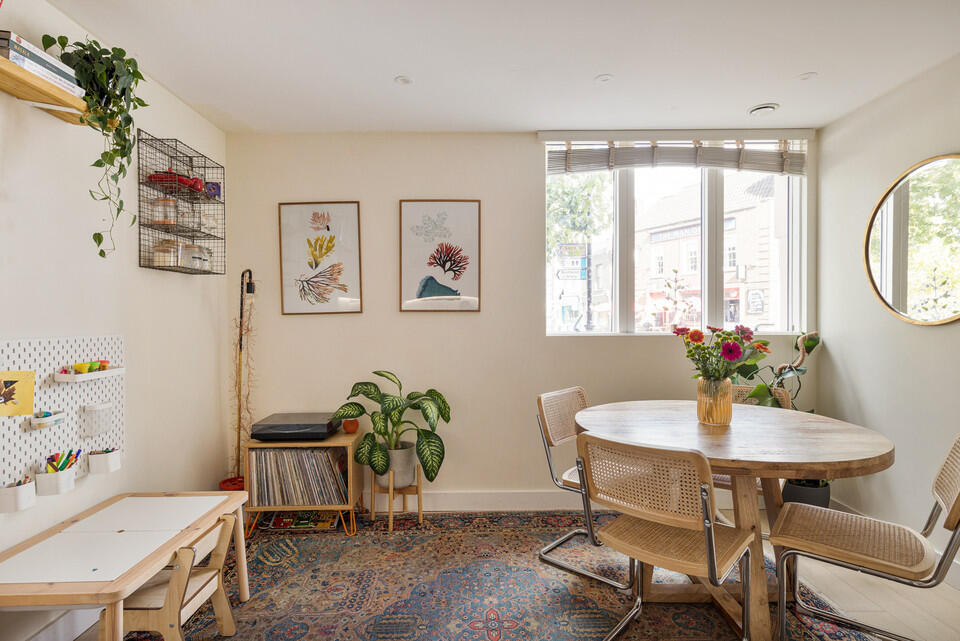 Apartment in London - More