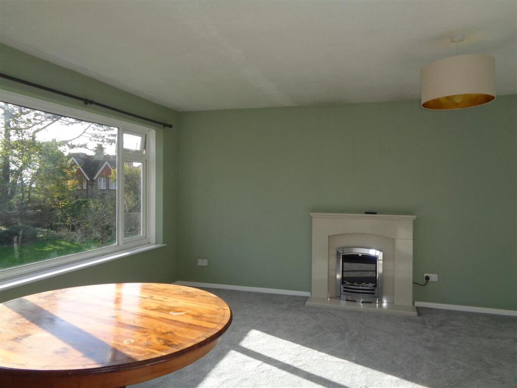 Apartment in Lewes, Seaford - View 4