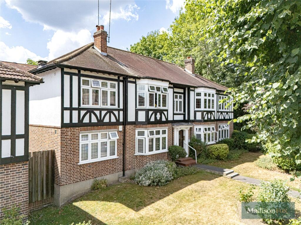 Main image of property: Upper Park, Loughton, Essex, IG10