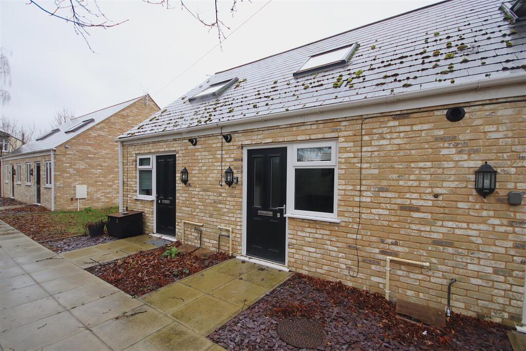 Main image of property: Garden Walk, Cambridge