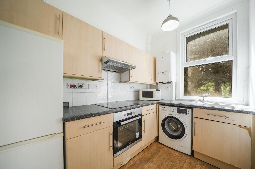 Apartment in London, Broad Green - View 3