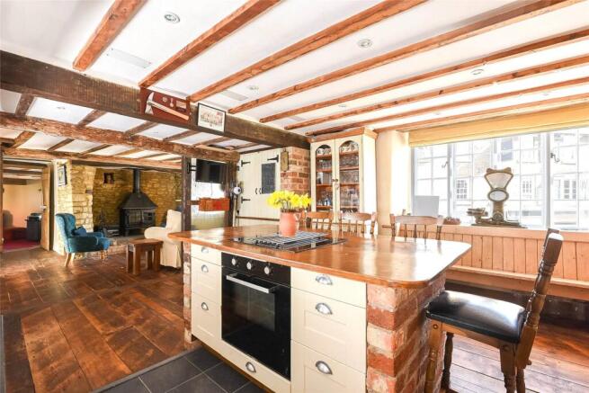 Kitchen/Breakfast