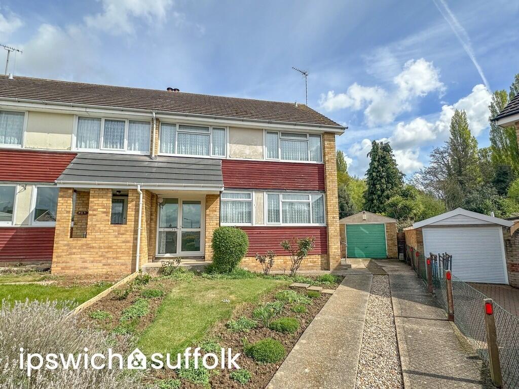 4-bed semi-detached on Worsley Close, Ipswich, £289,995