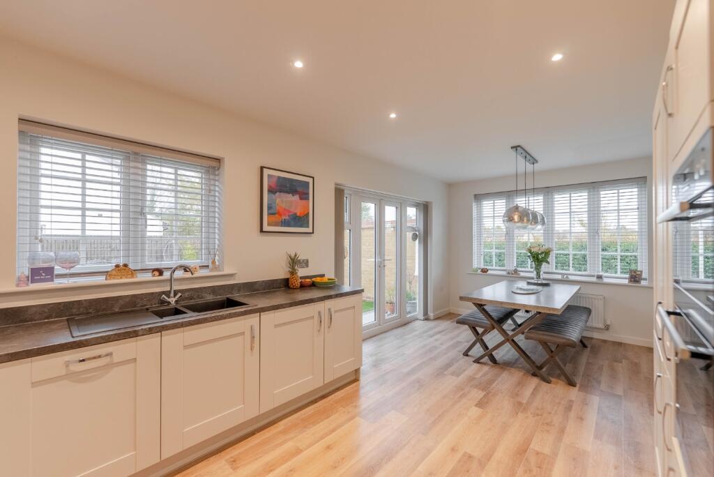 Longhall Road, Buckden, St. Neots, Cambridgeshire, PE19 5WD photo 3