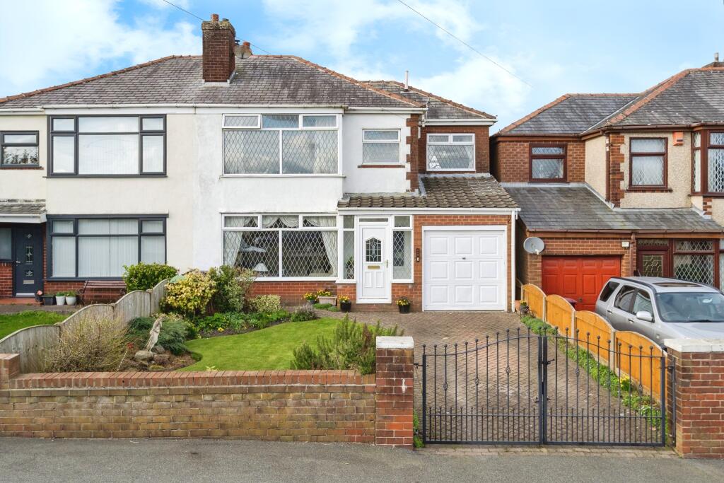 Bolton Road, Westhoughton, Bolton, Greater Manchester, BL5 photo 2