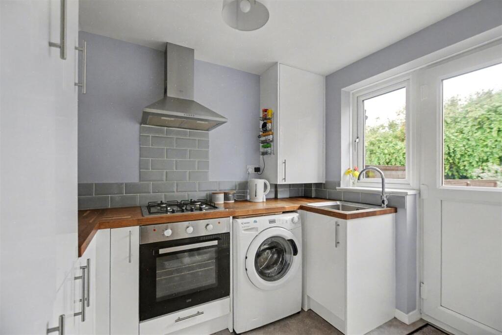 Belvoir Close, Kirk Hallam, Ilkeston photo 3