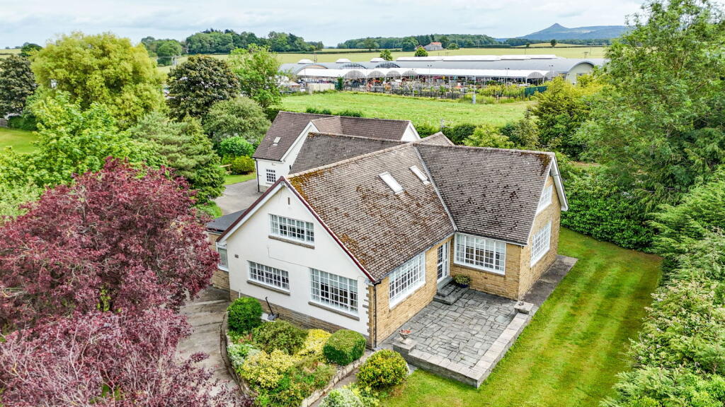 Main image of property: Meadowfield, Stokesley, Middlesbrough, TS9 5HH