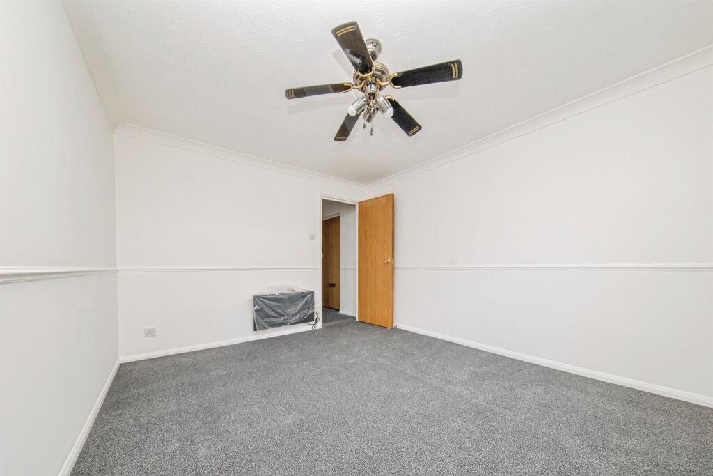 Apartment in Colchester, Myland, Highwoods - More