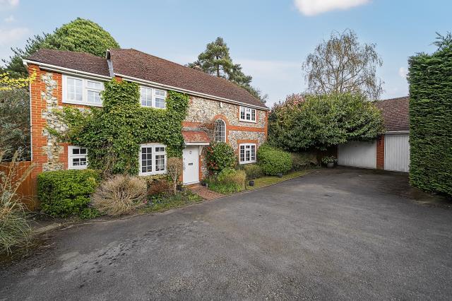 Main image of property: Perry Way, Lightwater, Surrey