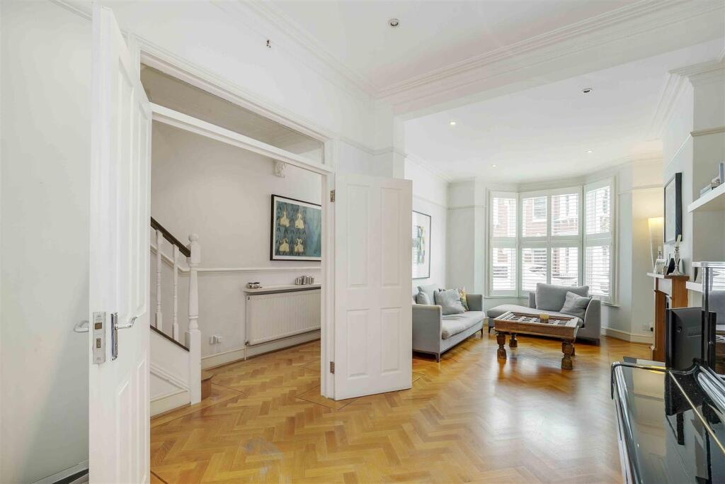 House in London - View 5