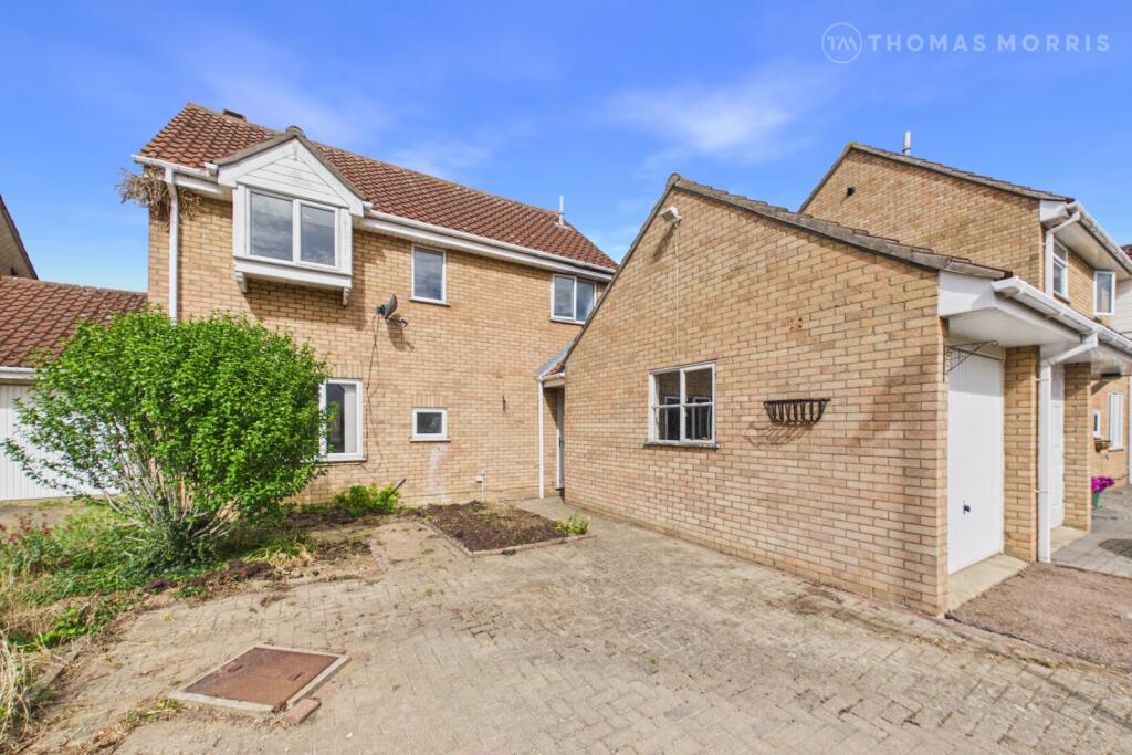 Main image of property: Deben Avenue, St. Ives, Cambridgeshire, PE27