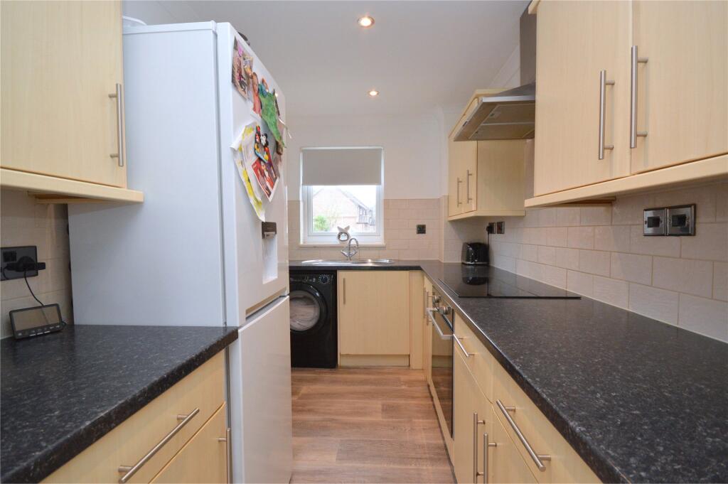 House in Plymouth, Honicknowle - View 4