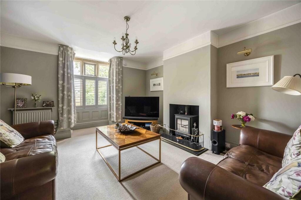 House in Worcester - View 2
