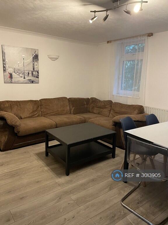 Main image of property: Manchester Road, London, E14