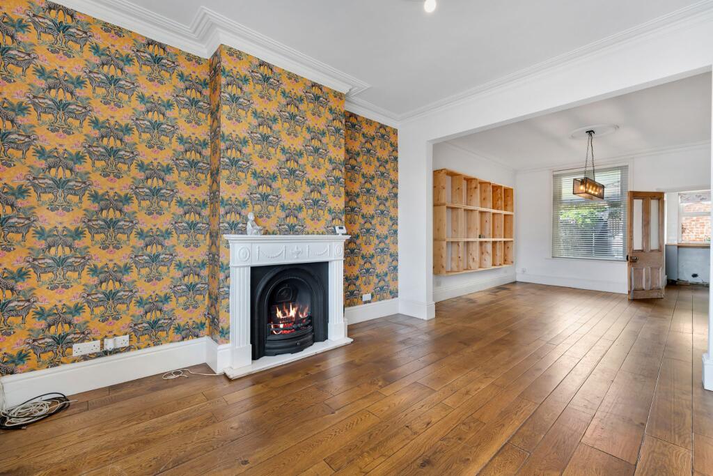 40 Chorley New Road, Bolton, BL6 7QB - View 4
