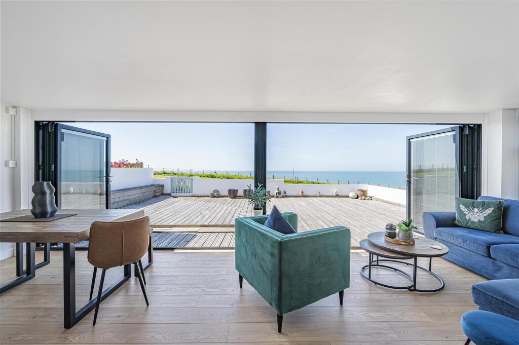 House in Peacehaven - View 4