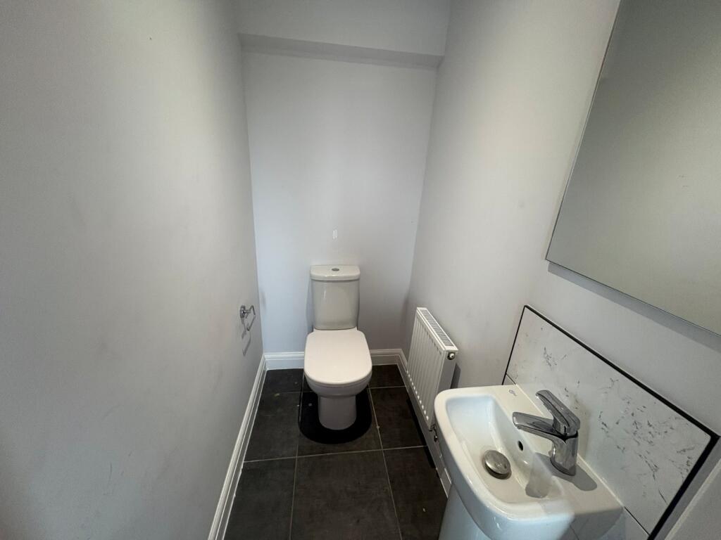 House in Hull, Kingston upon Hull - View 5