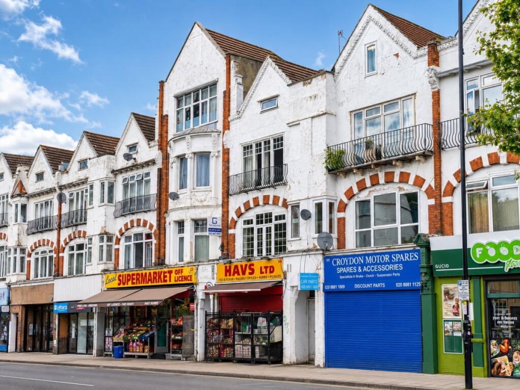 Main image of property: London Road,