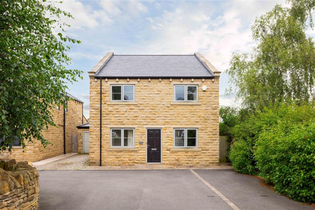 Main image of property: Chapel Fold, Shadwell, Leeds