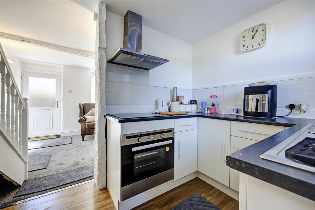 29, Mitchelgate, Kirkby Lonsdale photo 3
