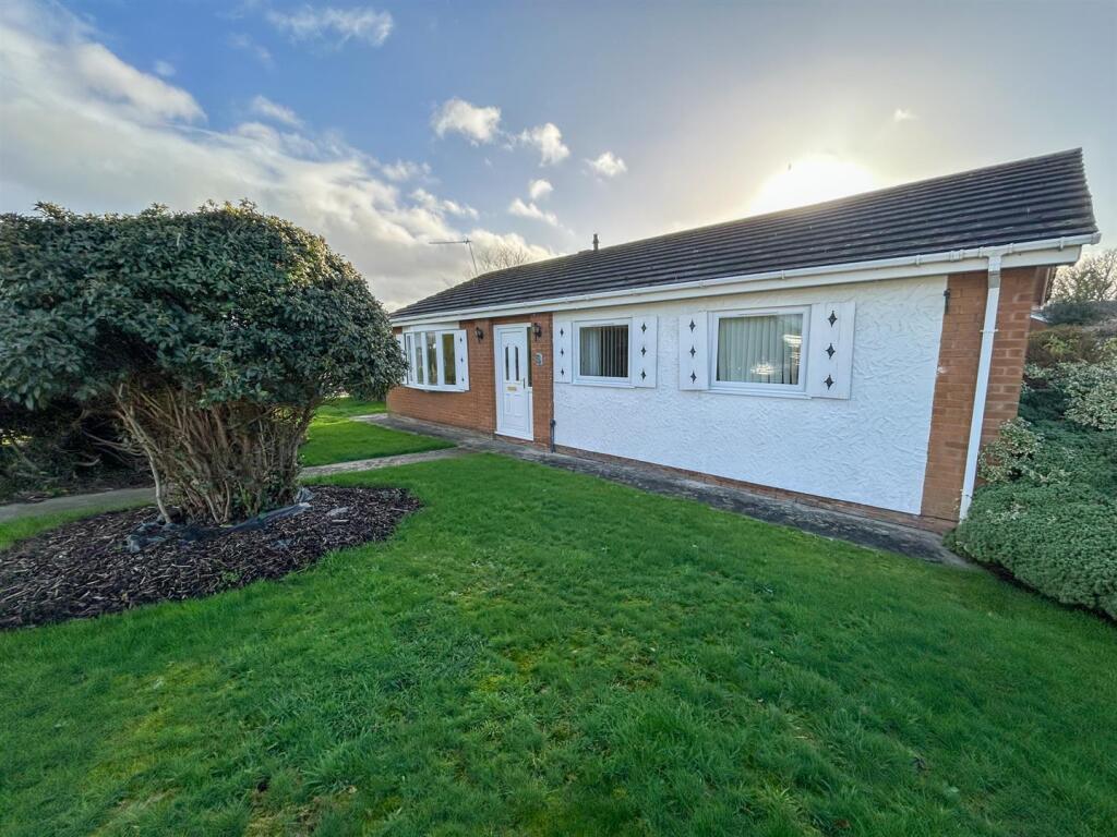 Main image of property: Fairoaks Crescent, Llay, Wrexham