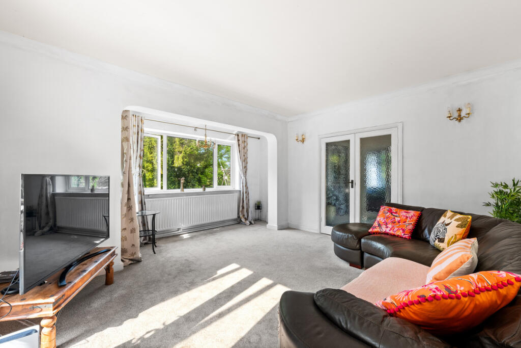 House in Reigate and Banstead, Merstham - View 6