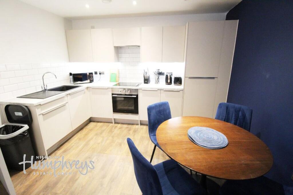 Main image of property: Moseley St, Birmingham B12 - 8-8 Viewings