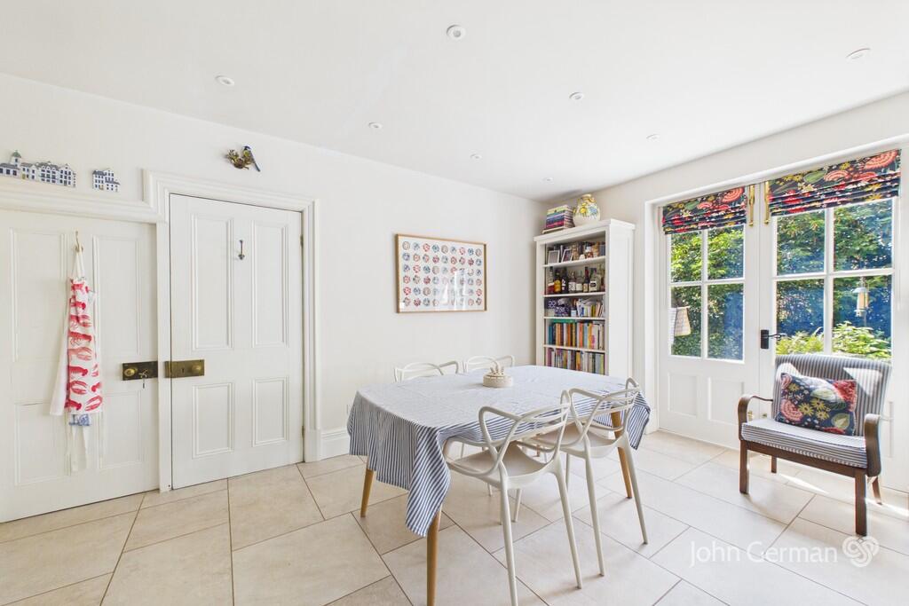 The Green Road, Ashbourne photo 4
