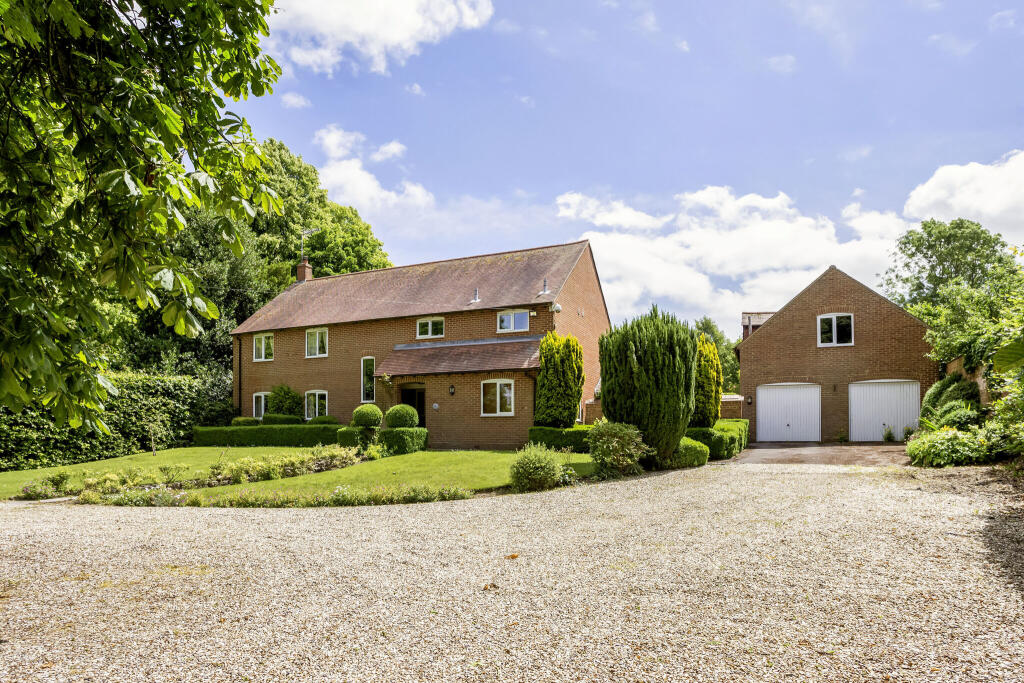 Main image of property: Pye Lane, Broad Town, Broad Town, SN4 7RR