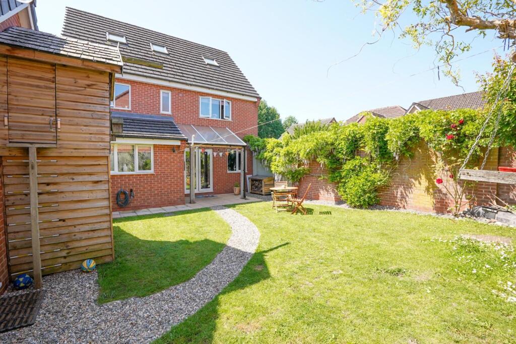 Kearnes Close, Abram, Wigan, WN2 5YR - View 4
