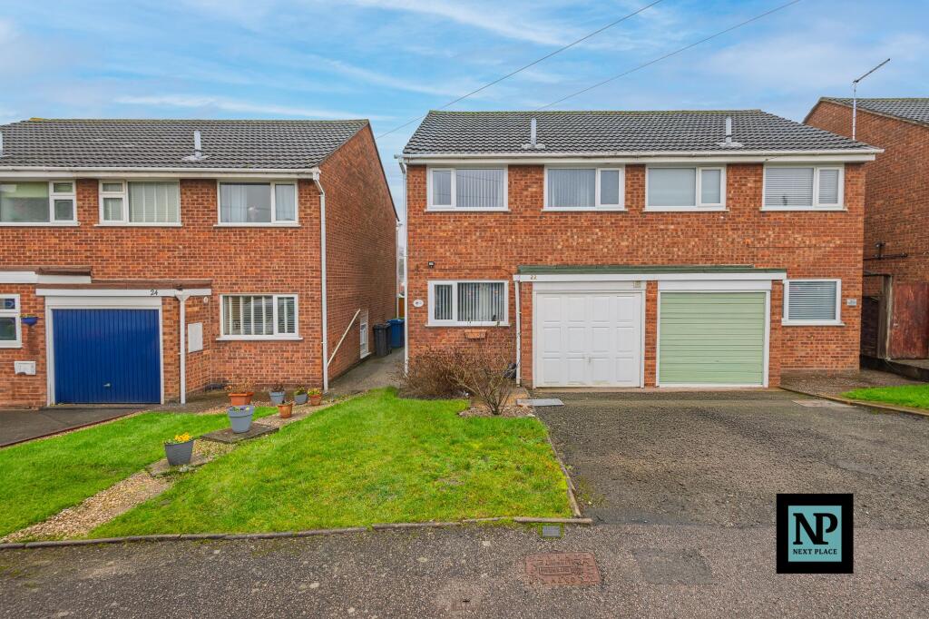 Main image of property: Tamworth Road, Two Gates, B77